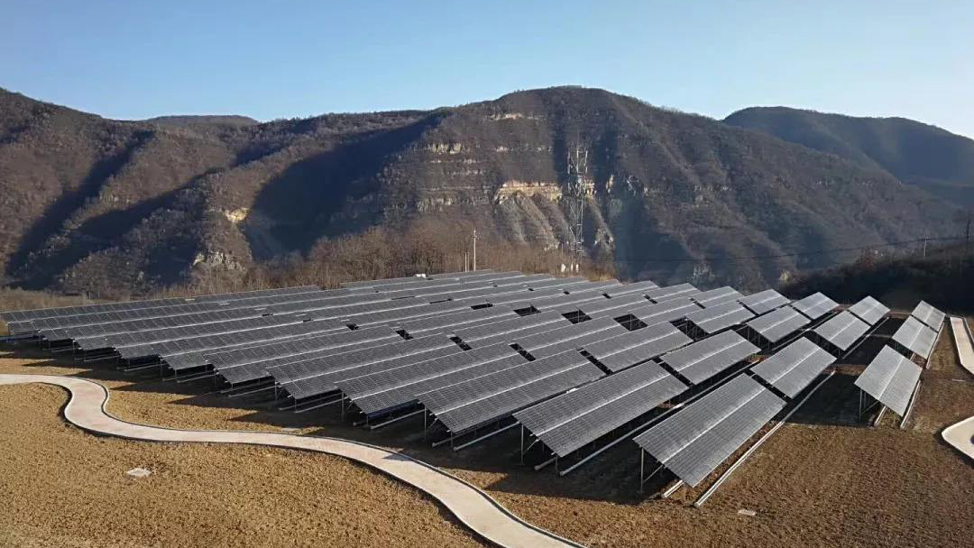 光伏發電的成本與投資 從設備到回報的全面解析